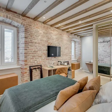 Grand Palace Luxury Retreat - Exclusive Self Service Apartamento *