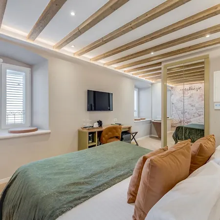 Grand Palace Luxury Retreat - Exclusive Self Service Apartamento