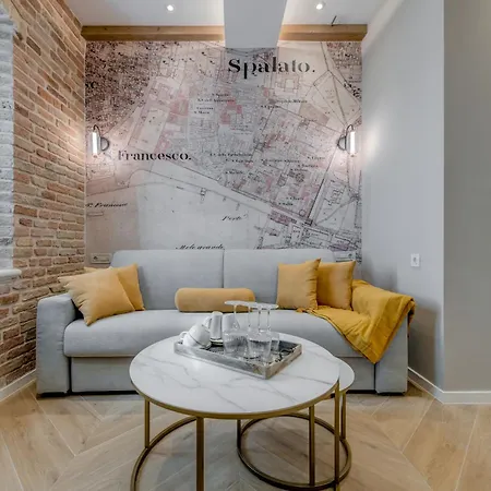 Apartamento Grand Palace Luxury Retreat - Exclusive Self Service Split