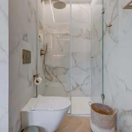 Grand Palace Luxury Retreat - Exclusive Self Service *